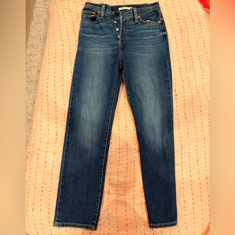 Levi’s wedgie straight leg jeans